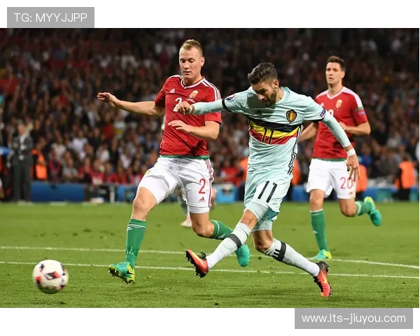 科莫0-0卡利亚里,升班马防守韧性取宝贵一分 科莫0-0卡利亚里,升班马防守韧性取宝贵一分