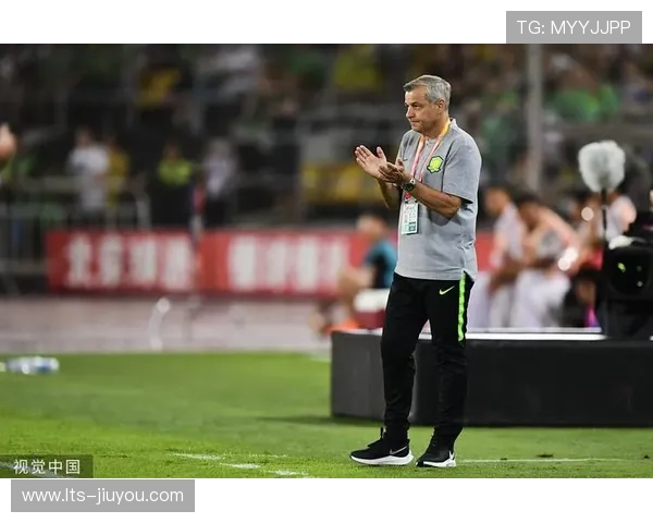 里尔热内西奥留任平衡财政与竞技，青训球员约罗获提拔